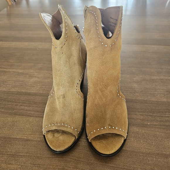 ARIAT TWO24 OPEN TOED/BOOTIES SANDALS SZ 7.5B - Picture 1 of 12